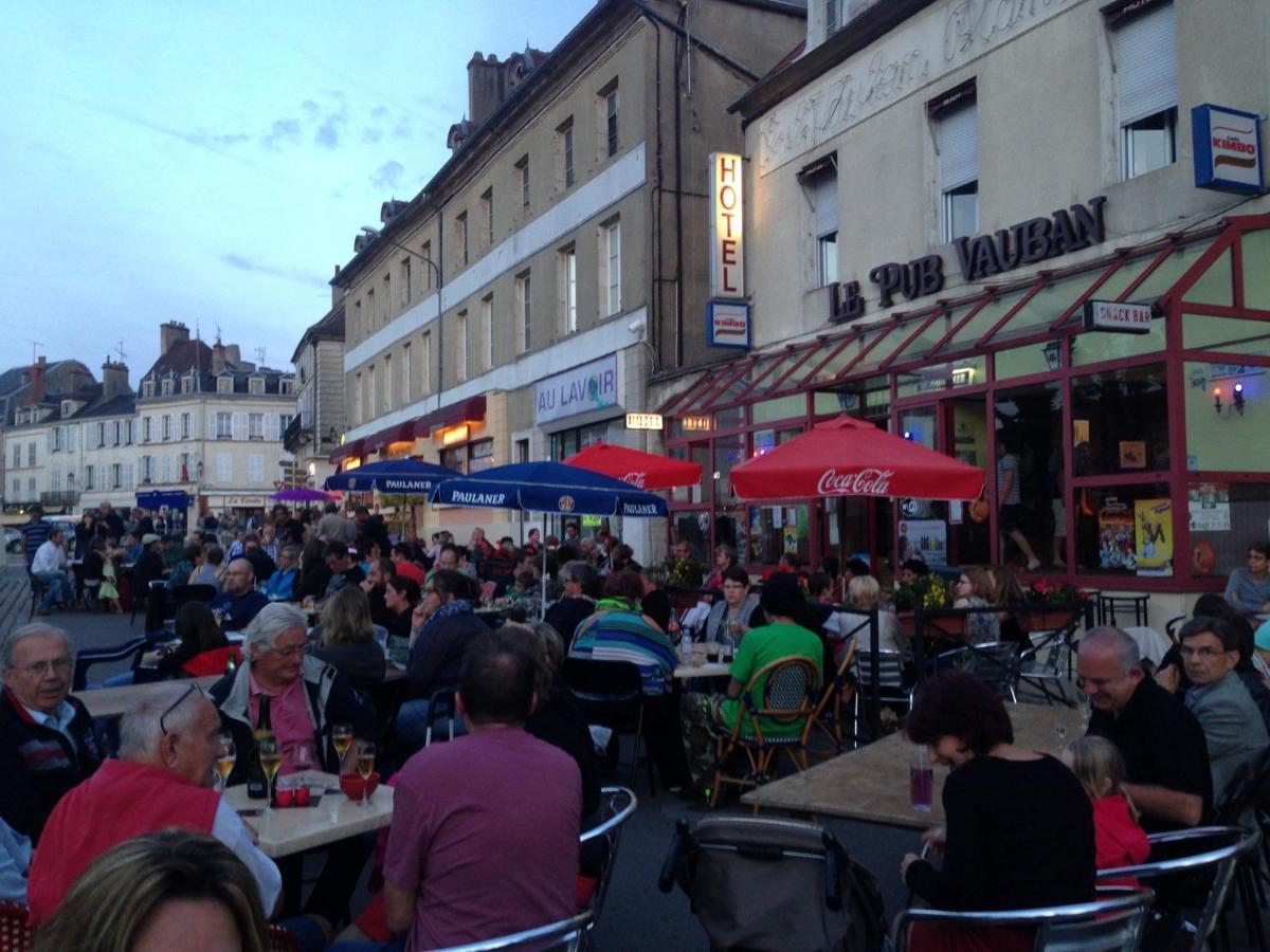 Pub Vauban Terreaux Hotel Avallon Luaran gambar